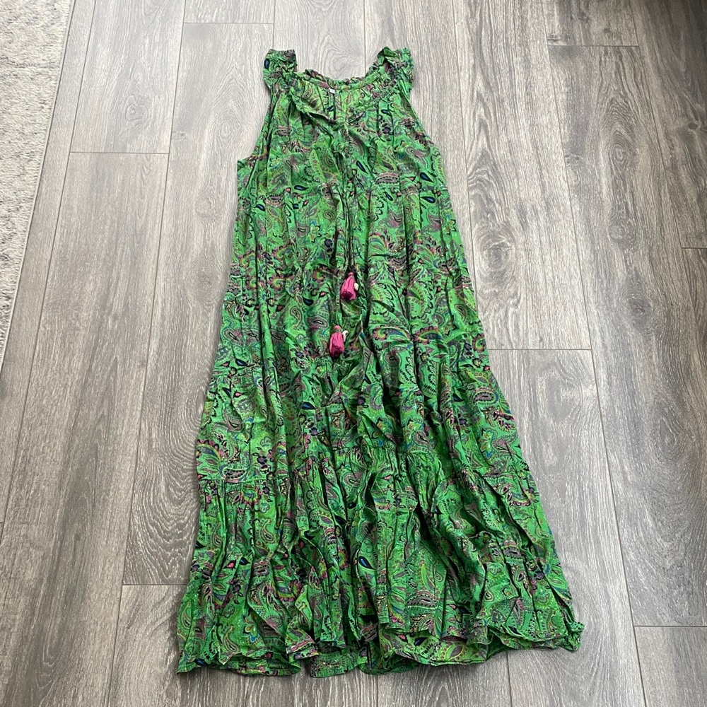 Vibrant Green Paisley Maxi Dress - Size L/XL
